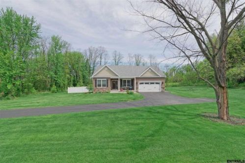 355 Farm To Market Rd, Mechanicville, NY 12118-3413