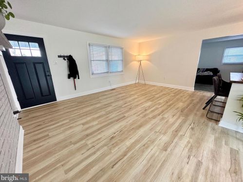 27 Emerald Ln, Willingboro NJ  08046-2255 exterior