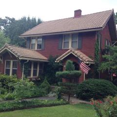 5103 Holston Dr, Knoxville, TN 37914-3816
