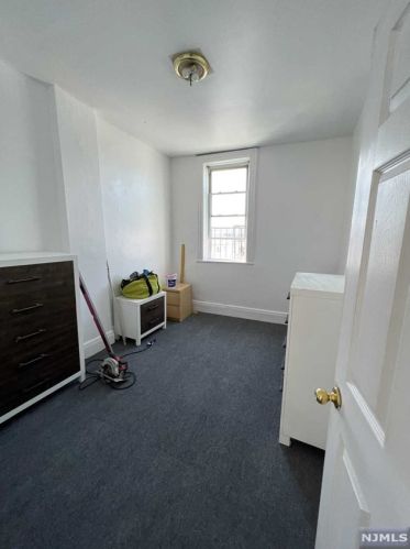 280 Macarthur Ave, Outwater NJ  07026-1216 exterior