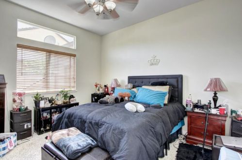 8675 Tennis Club Ct, Elk Grove CA  95624-3291 exterior