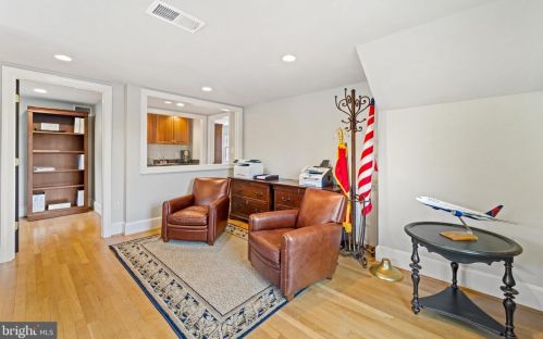 213 Loudoun St, Leesburg VA exterior