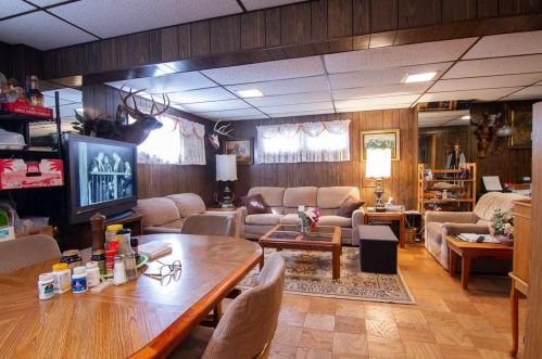 11 Gregg Ln, Bayonne NJ  07002-3706 exterior