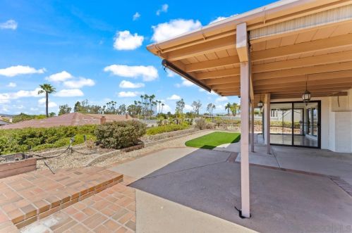 17758 Fonticello Way, San Diego CA  92128-1849 exterior