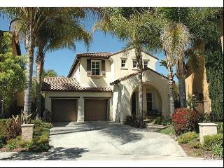 3 Oroville, Irvine CA  92602-0923 exterior