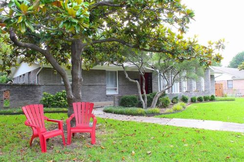 3118 Flowerdale Ln, Dallas, TX 75229-4958