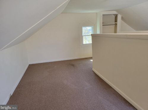 22 Barber Ave, West Deptford NJ  08096-2414 exterior