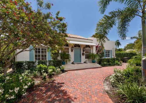 4210 Washington Rd, West Palm Beach, FL 33405-2744