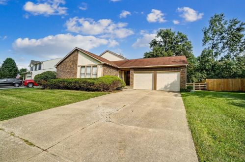 1372 Gumbert Dr, Amelia, OH 45102-1433