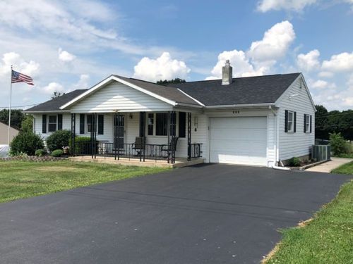 255 Lindbergh Ave, Blandon, PA 19510-9719