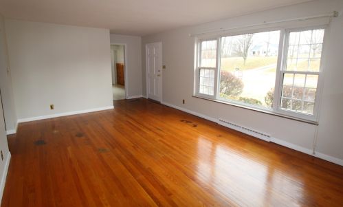 5136 Winters Ln, Newport, KY 41076-5718