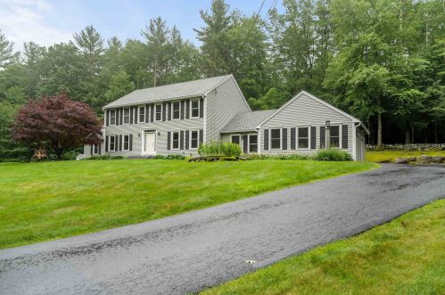 26 Deacon Ln, Hollis, NH 03049-6321