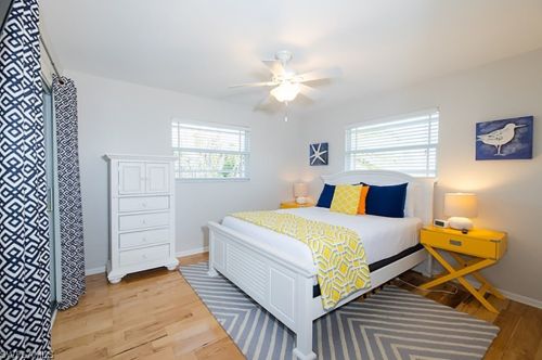 1388 Tahiti Dr, Sanibel FL  33957-2614 exterior