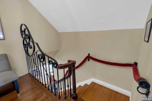 243 Morningside Ave, Cliffside Park NJ  07010-1406 exterior