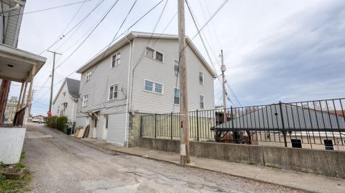 911 Brown Ave, Cambridge, OH 43725-2311