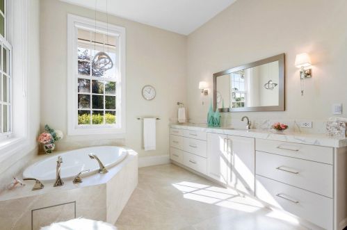 7 Country Rd, Boynton Beach FL  33436-5609 exterior