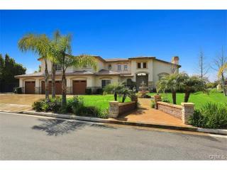 7435 Chateau Ridge Ln, Riverside, CA 92506-7548
