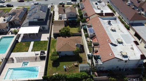 330 Ynez Ave, Monterey Park CA  91754-1639 exterior