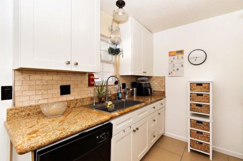 64978 Ray Ct, Desert Hot Springs CA  92240-1447 exterior