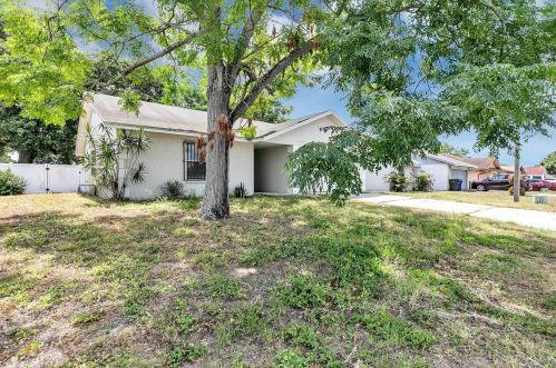 778 Spicewood Dr, Lakeland FL 33801-7513 exterior