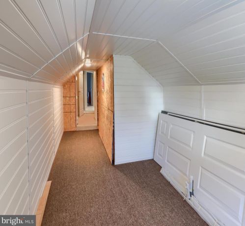 34 Red Leaf Ln, Lancaster PA 17602-7000 exterior