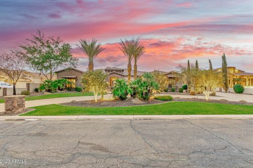 26010 Washington St, Chandler, AZ 85249-4289