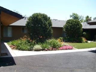 141 Minnewawa Ave, Fresno, CA 93727-4115