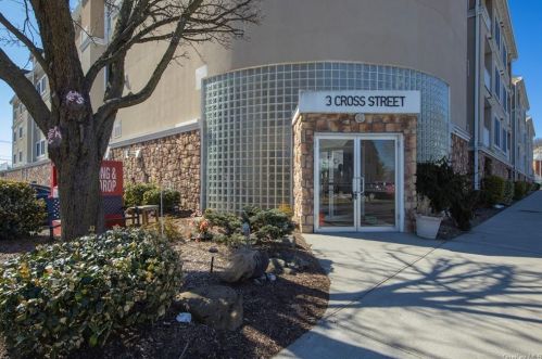 3 Cross St, Airmont NY  10901-4601 exterior