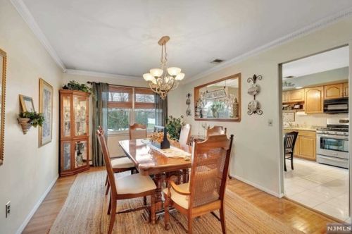 50 Sheffield St, Oakland NJ  07436-2657 exterior