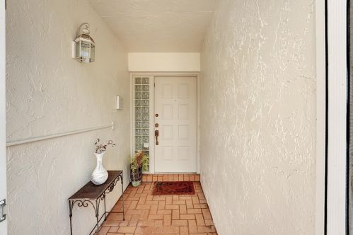 6111 Bluegrass Dr, Boynton Beach, FL 33437-4115