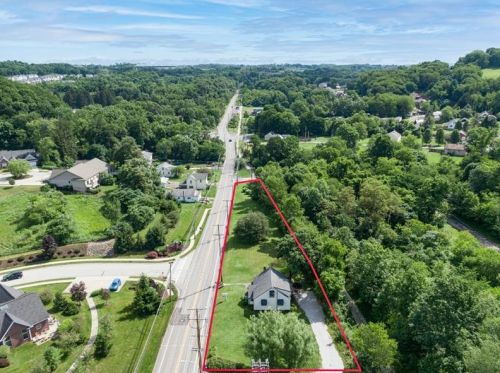 530 Main St, Imperial, PA 15126-1112