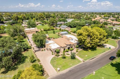 2534 Barrow Dr, Chandler, AZ 85224-1611