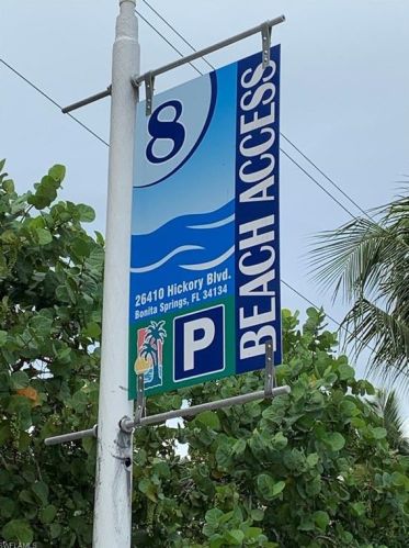 26427 Hickory Blvd, Bonita Springs FL 34134-8201 exterior