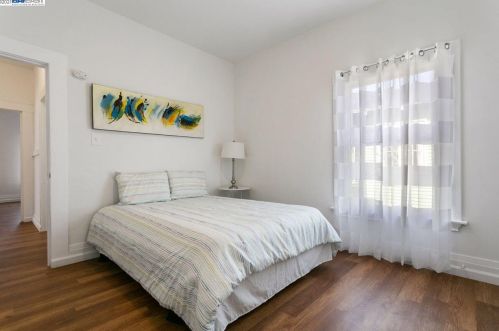 1528 79 Ave, Oakland CA  94621-2644 exterior