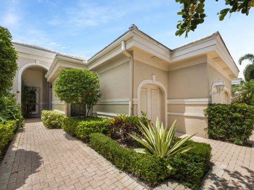 107 Emerald Key Ln, West Palm Beach, FL 33418-4022