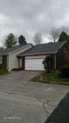 418 Amanda Cir, Knoxville TN  37922-2057 exterior
