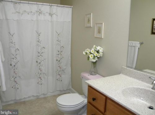 16461 Richmond Tpke, Bowling Green VA  22427-2207 exterior