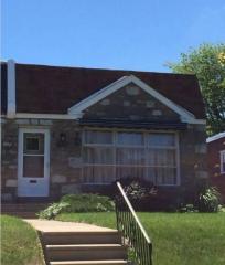 8621 Agusta St, Philadelphia PA  19152-1103 exterior