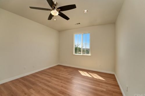 11233 Armour Ave, Beaumont CA  92223-7464 exterior