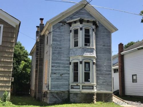 422 Bellinger St, Herkimer, NY 13350-1802