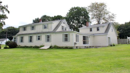 335 Central Rd, Rye, NH 03870-2545