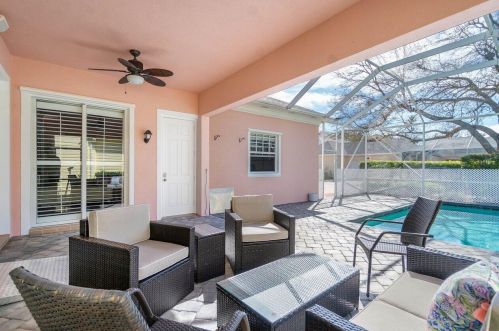 114 Poinciana Dr, Jupiter FL  33458-2830 exterior
