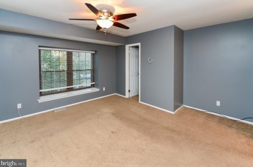 502 Essex Ct, West Deptford NJ  08051-2027 exterior