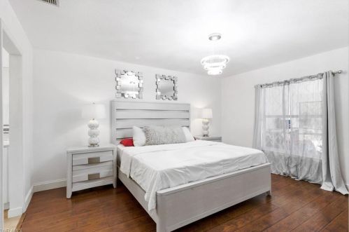 3845 27th Ave, Naples FL  34117-7131 exterior