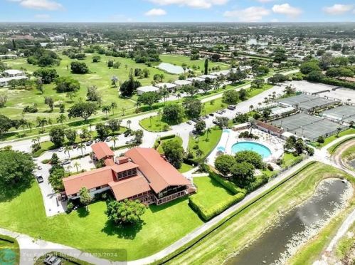 13422 Sabal Palm Ct, Delray Beach FL  33484-1425 exterior
