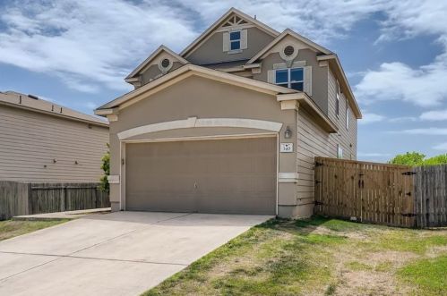 340 Gina Dr, Uhland, TX 78640-6348