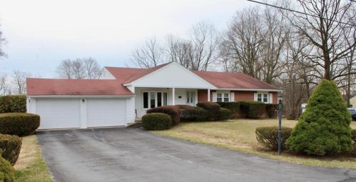 6503 Walnut Aly, Coopersburg, PA 18036-1540