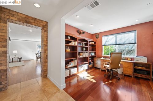 9744 Golden Sky Way, Gilroy CA  95020-9663 exterior