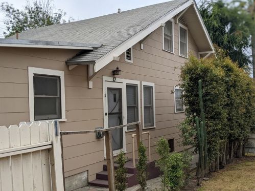 743 Loma Vis Dr, Long Beach CA  90813-2807 exterior