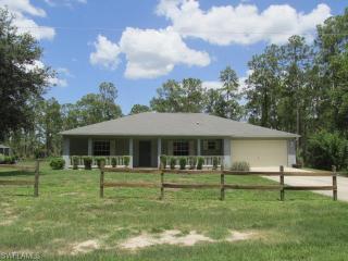 2218 Canton Ave, Alva, FL 33920-1830